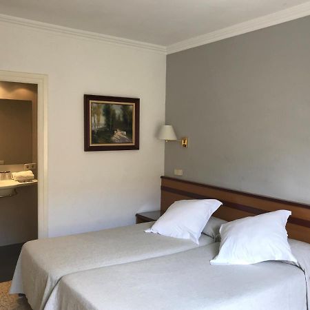 Hostal Can Pou Vidreres Luaran gambar